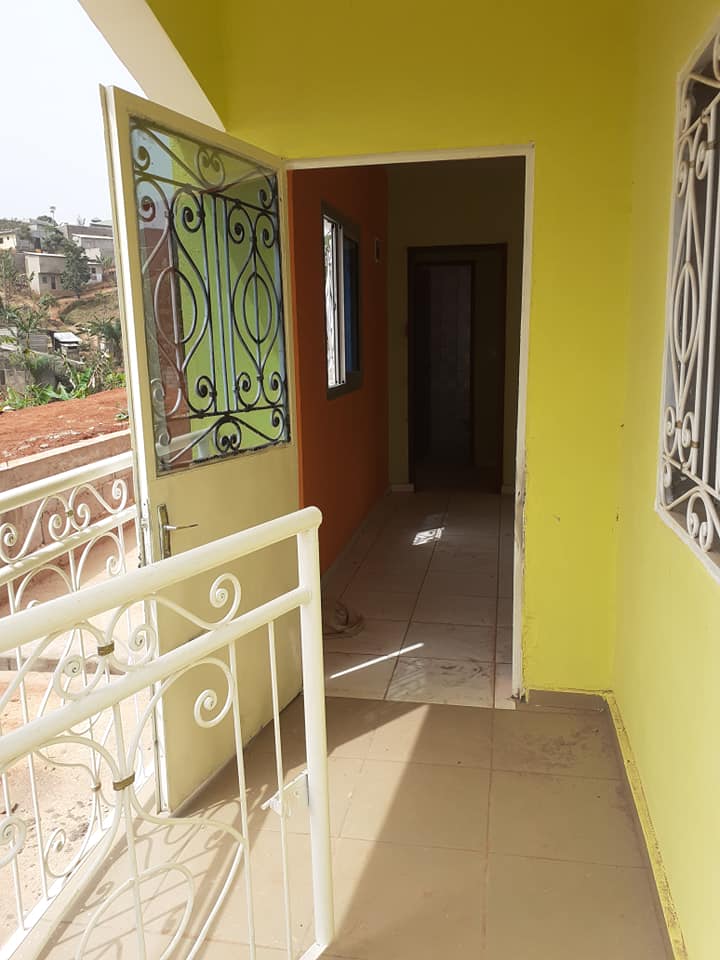 STUDIO MODERNE A LOUER - HOMECM Annonces Immobilier Cameroun